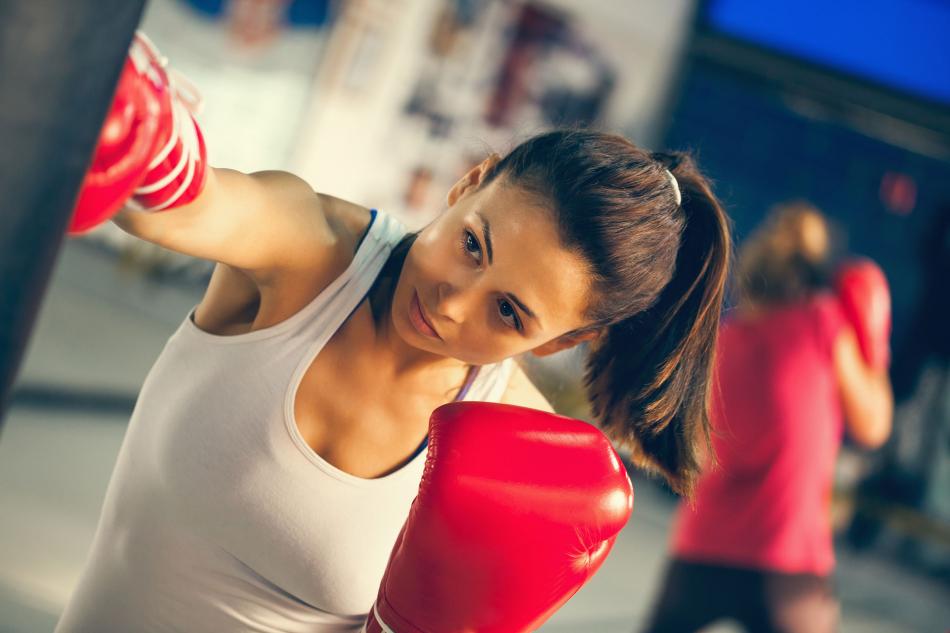 Тренировки по тайскому боксу для девушек.